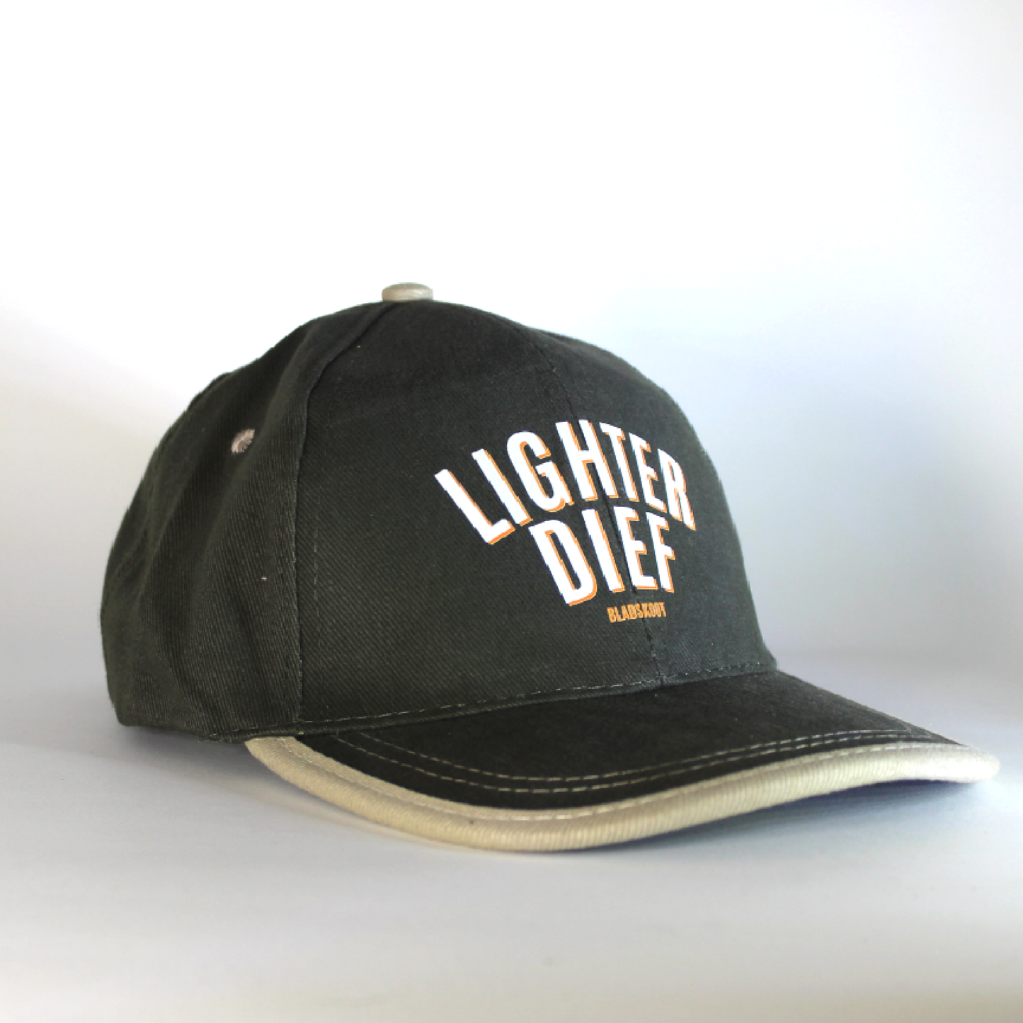 Cap: Lighter Dief