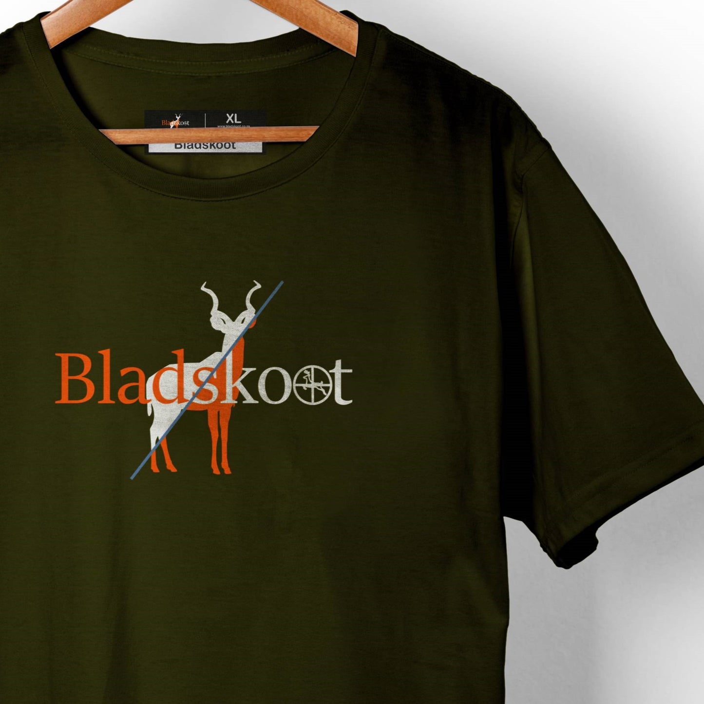 Bladskoot Orange & White - Unisex Short-sleeve T-shirt - 180g